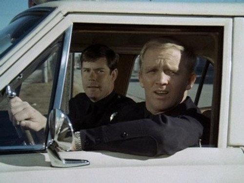 Adam-12 Season 3 Episode 21 - Log 164: The Poachers