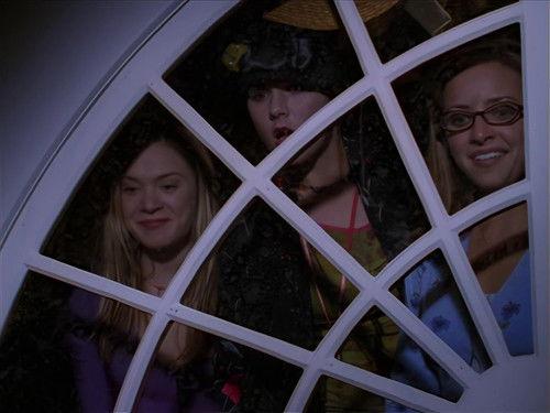 Seven Days Season 2 Episode 20 - Witch Way to the Prom