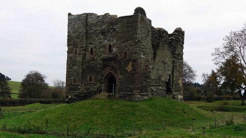 Time Team Season 17 Episode 5 - The Massacre in the Cellar - Hopton Castle, Shropshire