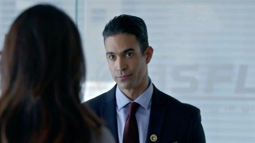 La piloto Season 2 Episode 21 - Episode 21