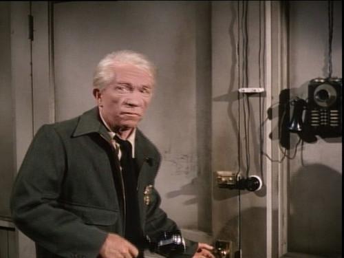 My Favorite Martian Season 3 Episode 12 - Avenue C Mob