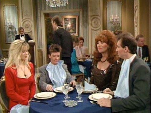Married... with Children Season 3 Episode 10 - Eatin' Out
