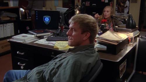 Saving Grace Season 3 Episode 13 - You Can't Save Them All, Grace