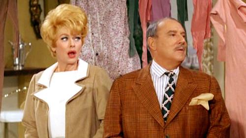 The Lucy Show Season 5 Episode 21 - Lucy and Tennessee Ernie Ford