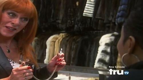 Hardcore Pawn Season 1 Episode 8 - Gold at Gunpoint