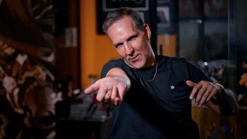 Icons Unearthed: Spider Man Season 1 Episode 1 - Swinging Into Action