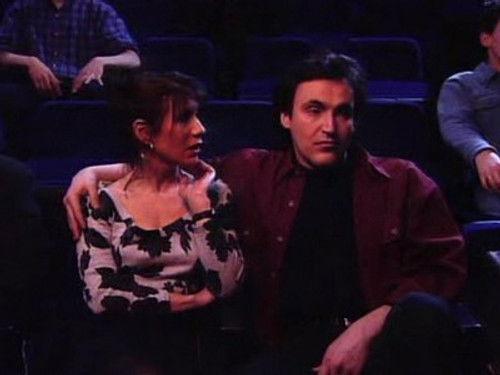 Un gars, une fille Season 1 Episode 3 - À la salle de bain 1 - Chez belle-maman 1 - Au théâtre 1