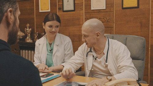Medikai paramedikai Season 1 Episode 2 - Episode 2