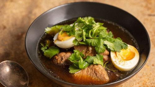 Christopher Kimball's Milk Street Television Season 3 Episode 19 - Thailand North to South