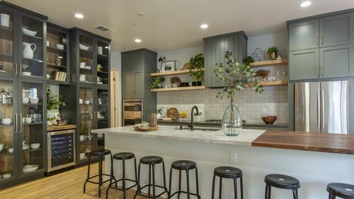 Rock the Block Season 1 Episode 2 - The Kitchens