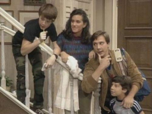 undefined Season 1 Episode 5 - Cousin Elliott