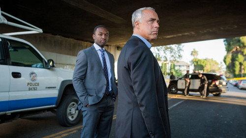Bosch Season 3 Episode 1 - The Smog Cutter
