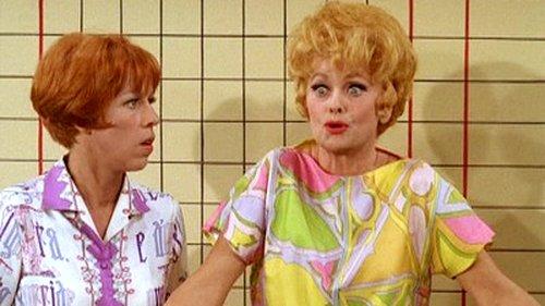 The Lucy Show Season 5 Episode 8 - Lucy and Carol in Palm Springs