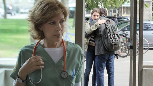 Saving Bea Season 2 Episode 10 - The Art of Secrecy