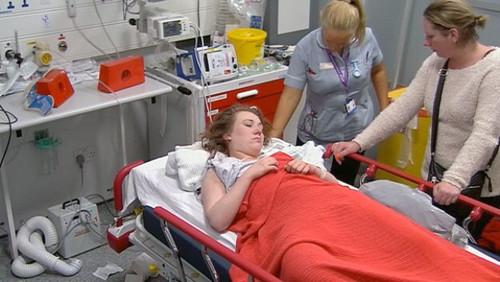 24 Hours in A&E Season 8 Episode 9 - Force of Nature