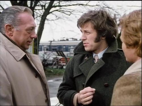 Derrick Season 2 Episode 2 - Tod am Bahngleis