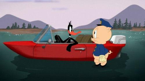 Looney Tunes Cartoons Season 3 Episode 8 - Daffy Traffic Cop Stop: Boating License