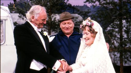 Fleksnes fataliteter Season 6 Episode 1 - Ja da - vi elsker!