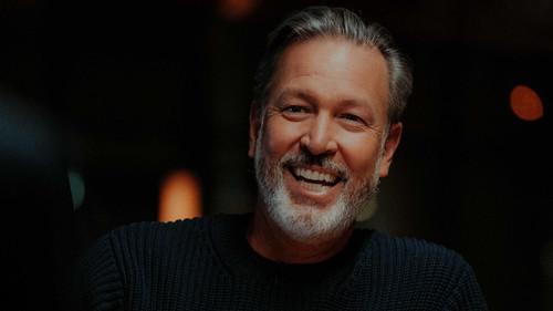 Deux hommes en or Season 9 Episode 9 - Episode 9