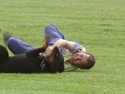 Kath & Kim Season 1 Episode 2 - Gay