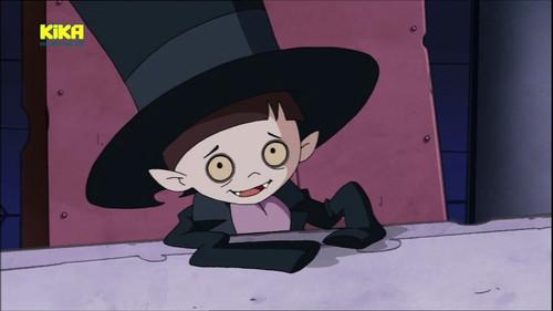 School for Little Vampires Season 1 Episode 4 - Back To Front