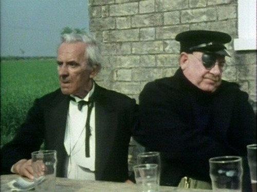 Dad's Army Season 9 Episode 1 - Wake-Up Walmington