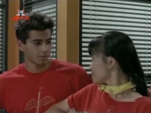 Power Rangers Season 2 Episode 9 - The Beetle Invasion