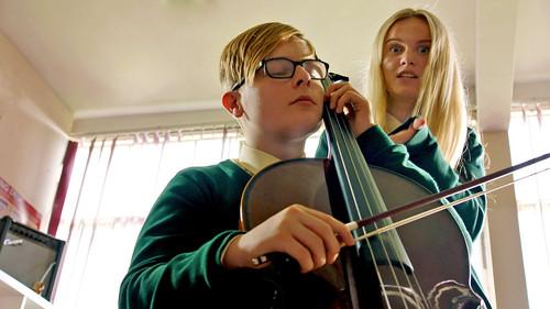 4 O'Clock Club Season 9 Episode 11 - Cello