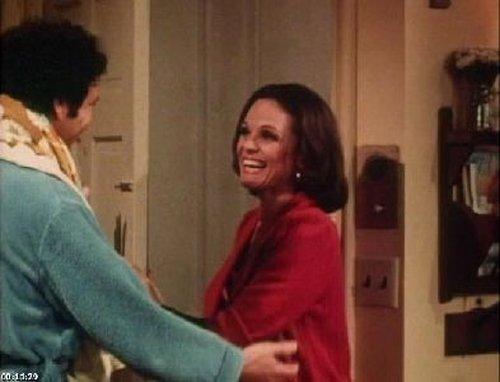 Rhoda Season 1 Episode 13 - Anything Wrong?