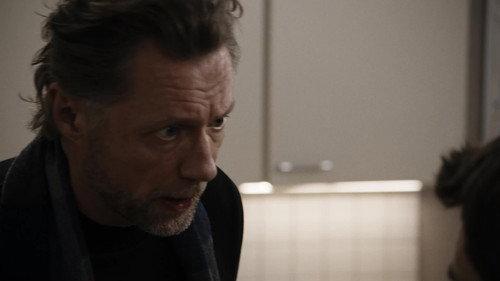 Freezing Embrace Season 1 Episode 5 - The Elves Are On The Move