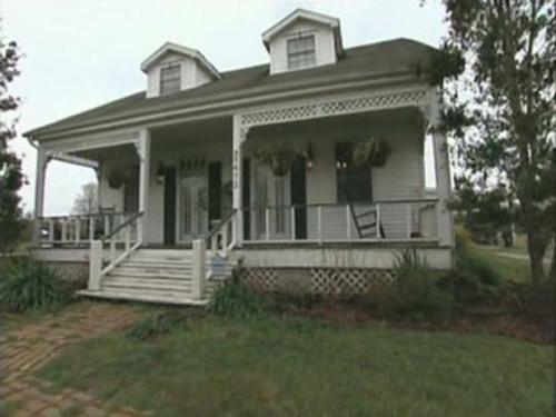 Extreme Makeover: Home Edition Season 2 Episode 19 - The Leslie Family