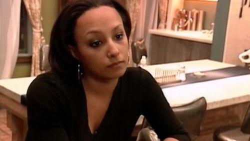 The Real World Season 10 Episode 9 - Coral and Nicole are Outkasts