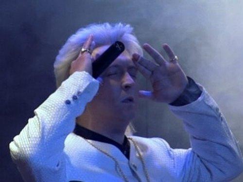 Phoenix Nights Season 1 Episode 3 - Disco Inferno