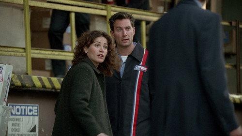 NYPD Blue Season 8 Episode 8 - Russellmania
