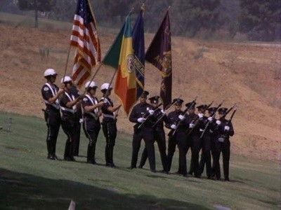 Adam-12 Season 3 Episode 8 - Log 105: Elegy for a Pig