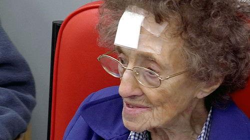 24 Hours in A&E Season 10 Episode 16 - Forever Young