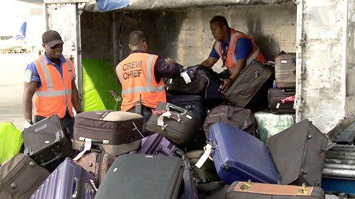 Airport 24/7: Miami Season 2 Episode 3 - Bomb Threat