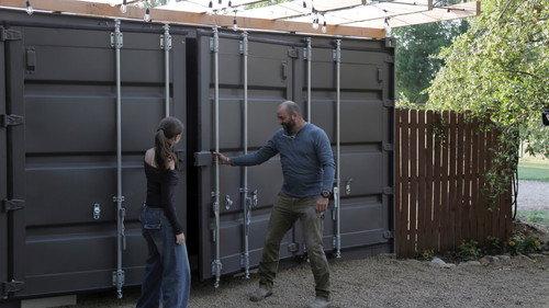 Building Outside the Lines Season 3 Episode 7 - Shipping Container Into Instant Backyard Retreat