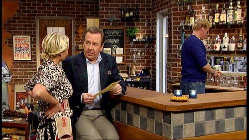 Hos Martin Season 1 Episode 3 - En gammel "god" venn