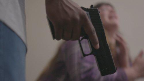 Twisted Sisters Season 2 Episode 9 - Blood in the Snow