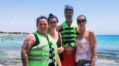 Rich Holiday, Poor Holiday Season 5 Episode 8 - Episode 8