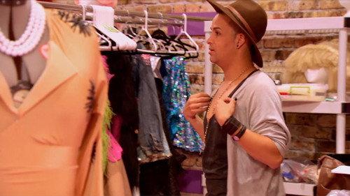 RuPaul's Drag Race All Stars Season 2 Episode 3 - HERstory Of The World