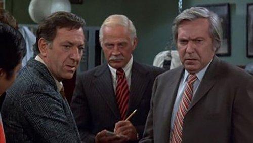 The Odd Couple Season 2 Episode 22 - Oscar's Promotion