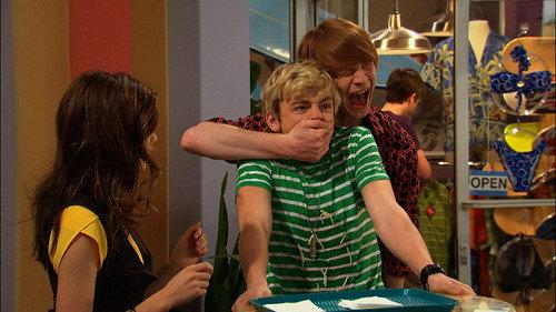 Austin & Ally Season 1 Episode 18 - Successes & Setbacks