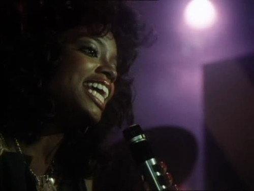 Mike Hammer Season 1 Episode 4 - Vickie's Song