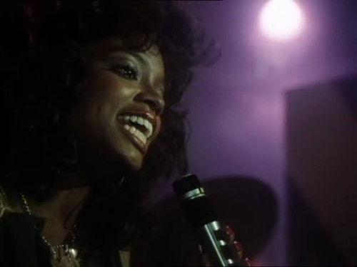 Mike Hammer Season 1 Episode 4 - Vickie's Song