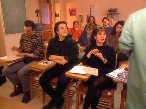 Un gars, une fille Season 2 Episode 17 - Le cours de premiers soins - La fête de Sylvie - Chez l'antiquaire