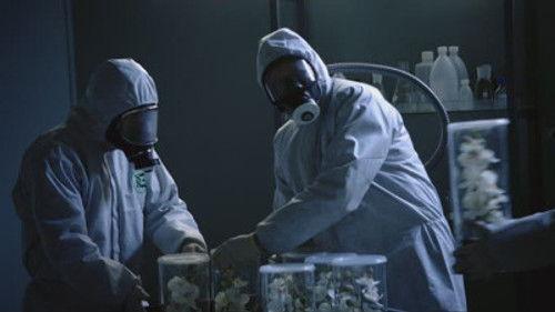 13 Hours: Race Against Time Season 2 Episode 8 - 15:00