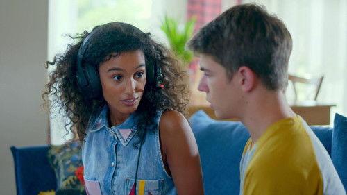 Spyders Season 1 Episode 4 - Breaking In