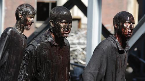 Z Nation Season 1 Episode 2 - Fracking Zombies